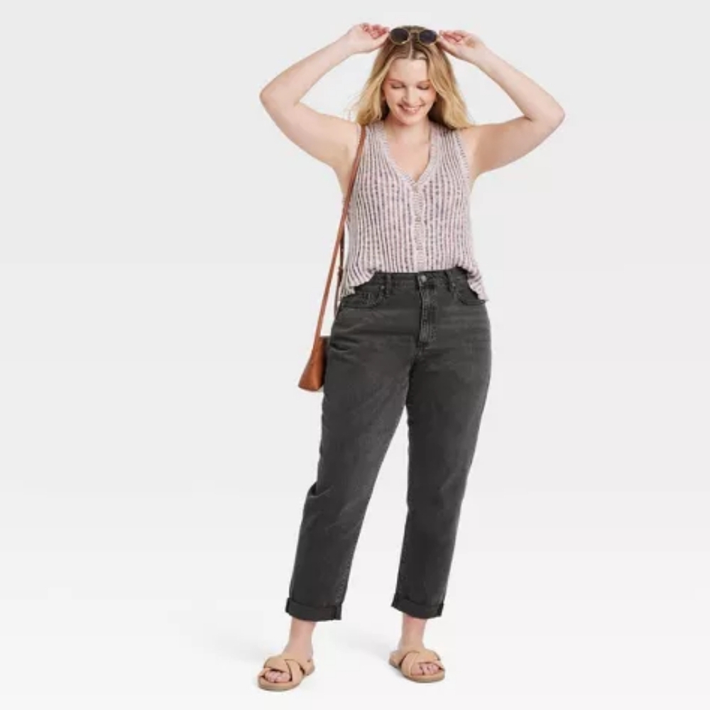 BNT Universal Threads Boyfriend high-rise jeans size 10 or 12